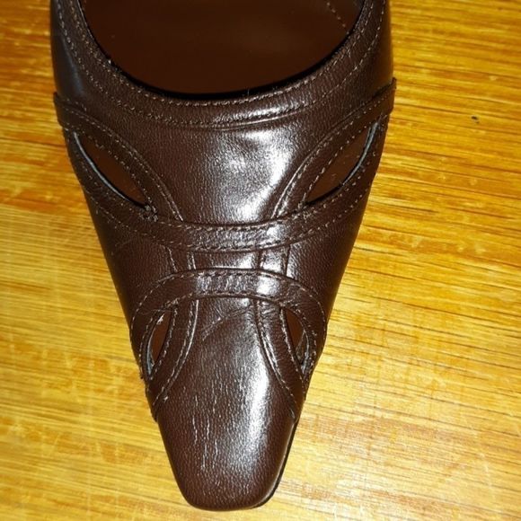 Laura Ashley Blyth Brown Slingback Cut-Out Heels 8 - Picture 7 of 8